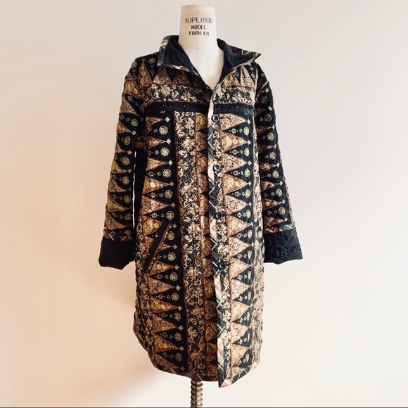 Vintage Jackets & Blazers - ❌SOLD❌ Vintage 90s Silk Quilted Long Line Coat